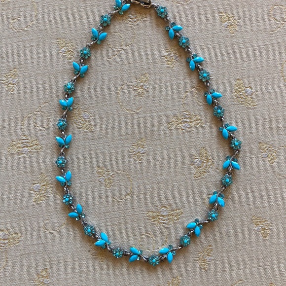 Jewelry - Darling turquoise and crystal butterfly necklace